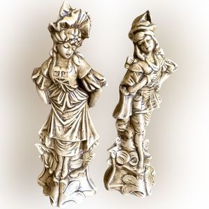 Antique Renaissance ceramic couple figures